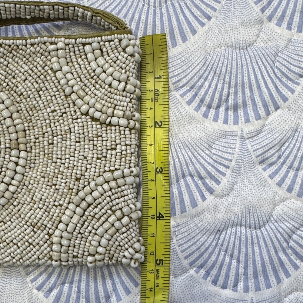 🏝️ Tommy Bahama Beaded Wristlet Clutch - Picture 8 of 8
